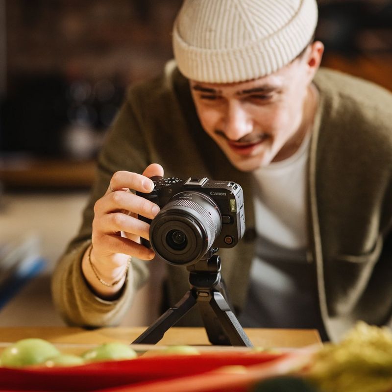 6895C029_EOS-R50-V_11