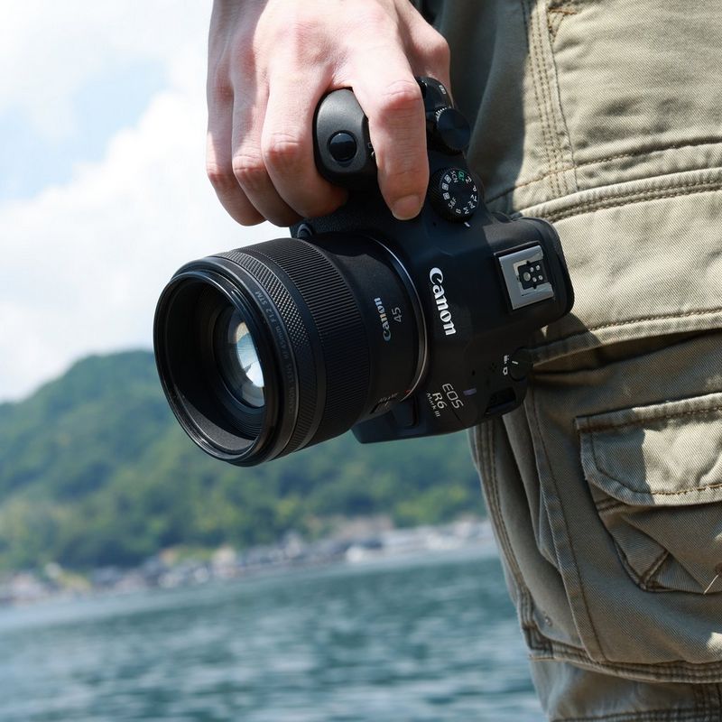 7198C005_RF-45mm-F1.2-STM_10