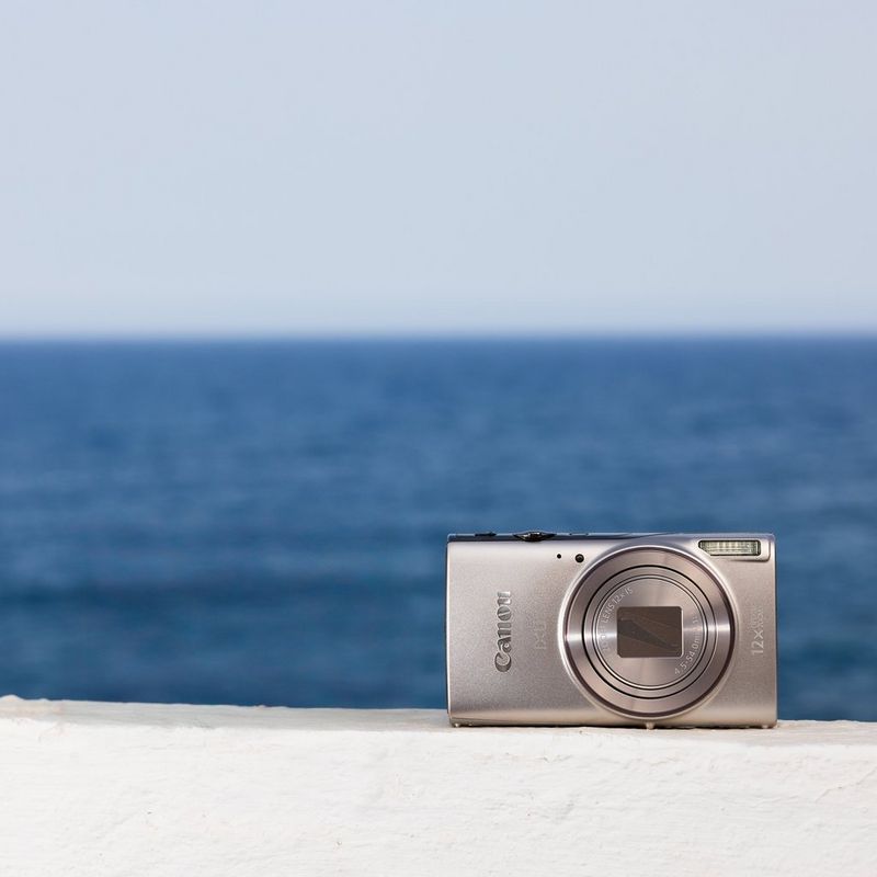 7284C007_IXUS-285-HS-A-Silver_09