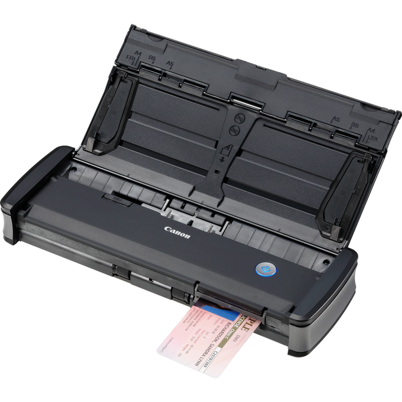 Canon imageFORMULA P-215II tragbarer Dokumentenscanner Produkt Ansicht von oben mit offenem Bedienfeld und eingeführtem Papier