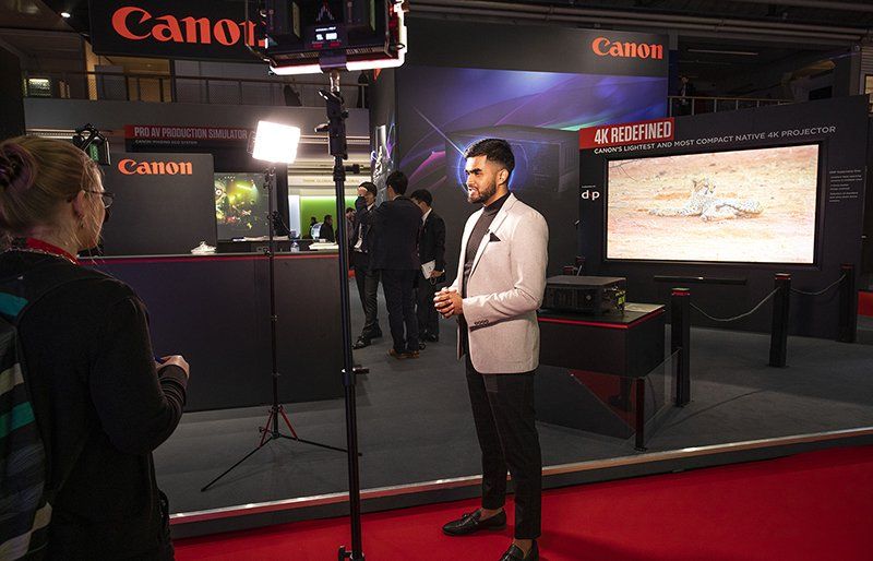 Matthew Koshy recording his Canon ISE intro video