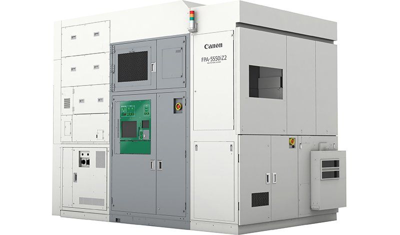 Full view of i-Line lithography machine Canon FPA-5550iZ2