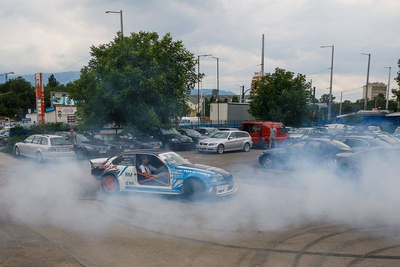 Първото возене на Иван „с вратите напред“