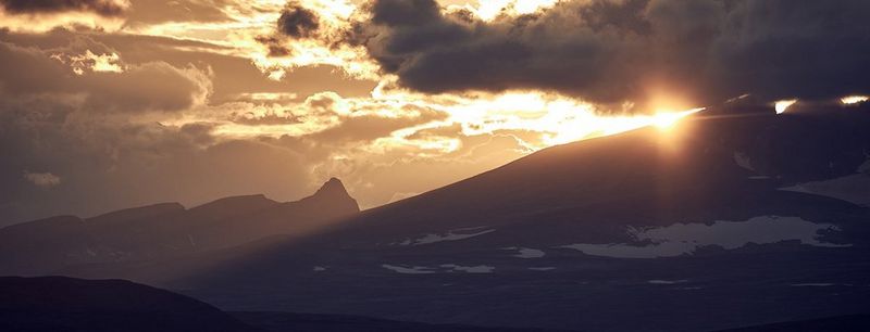 Miten yritykset voivat lisätä vastuullisuuttaan ja luoda muutosta kohti vastuullisempaa maailmaa?