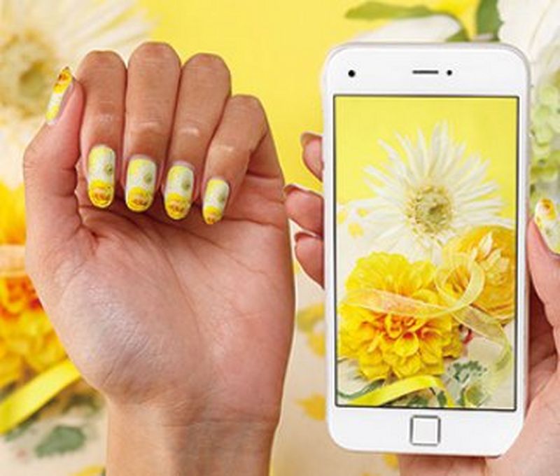 Create original nail stickers