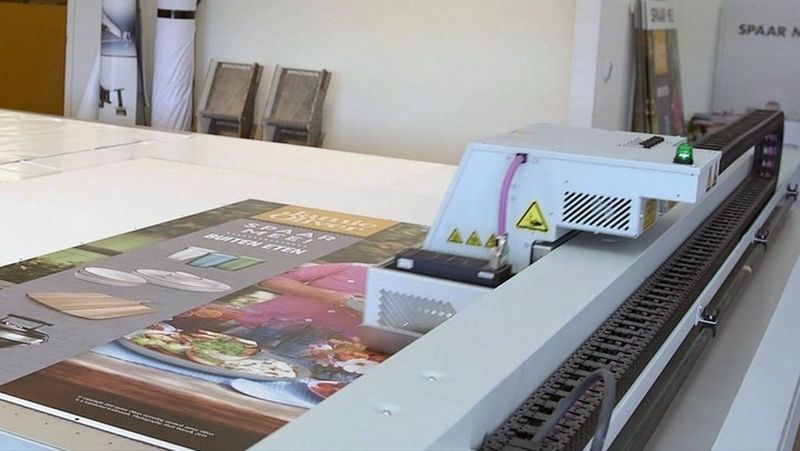 Arizona flatbed printer