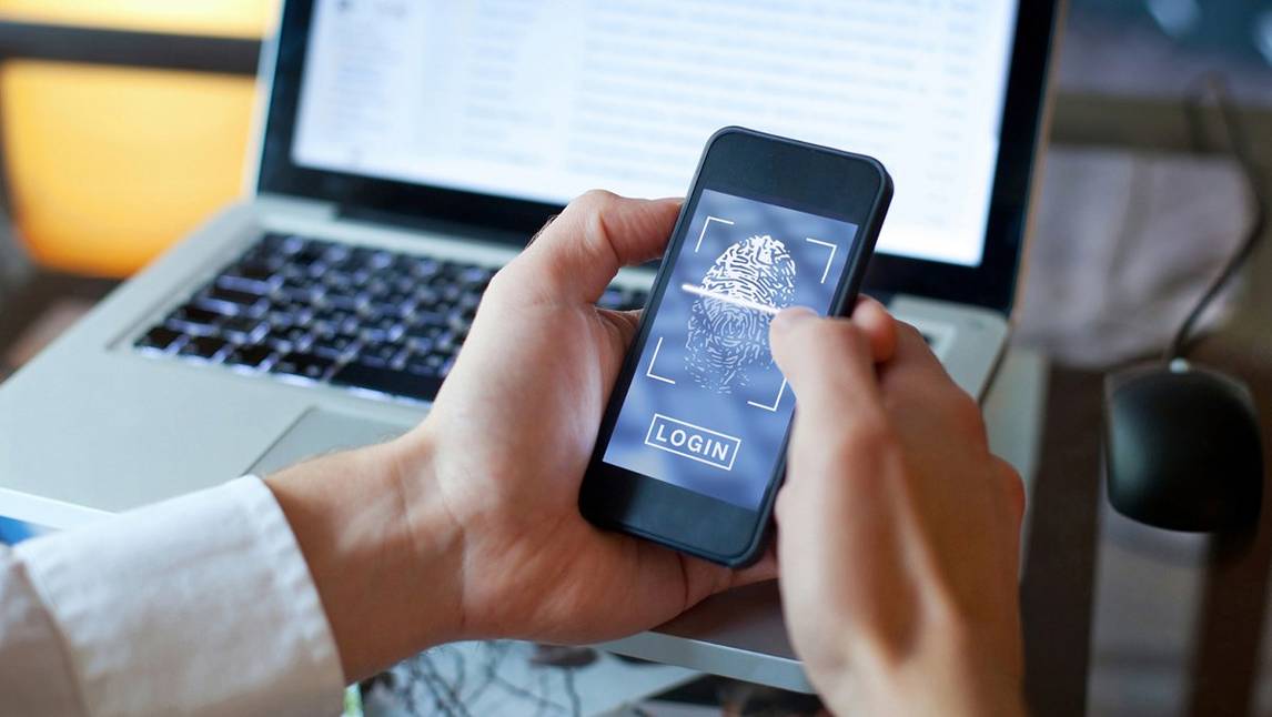 Protecting_yourself_against_AI_risks