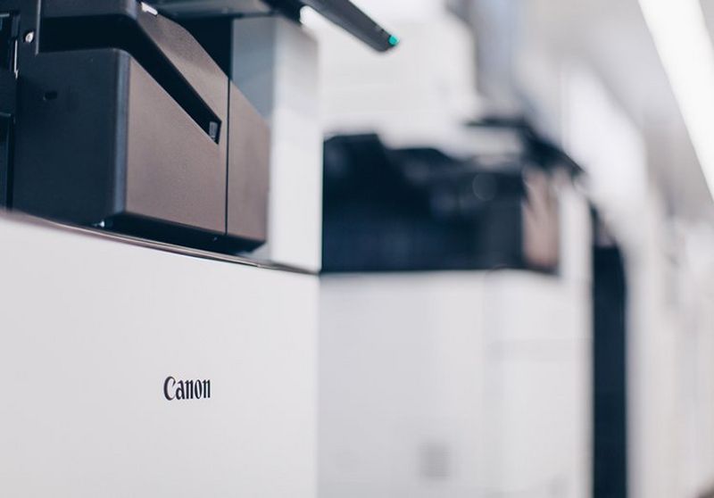 Multifunctionele apparatuur reinigen