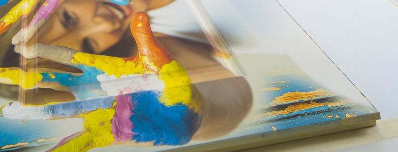 Visual Art & Design B.V. stelt de klant centraal door creatieve reclame-uitingen te bieden die waarde toevoegen en leiden tot constante groei.