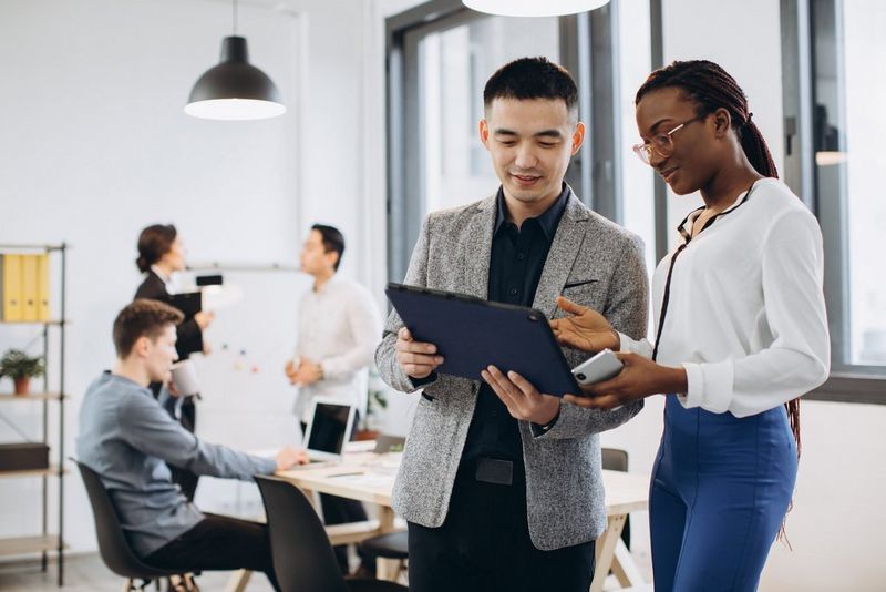 "Conformità predefinita": migliorare sicurezza e conformità attraverso la gestione delle informazioni