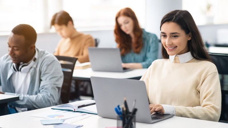 uniFLOW Online for skole og utdanning