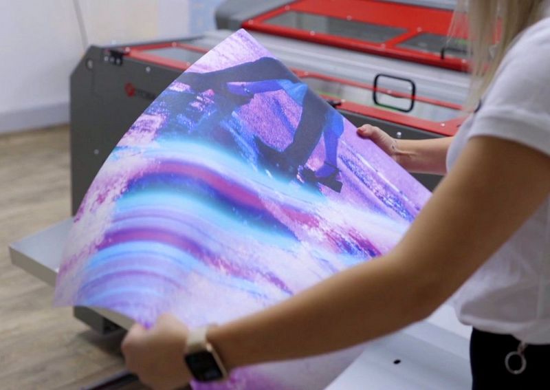 Caro hace que cualquier interior destaque con la impresión