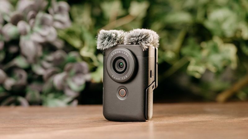 Caméra Canon PowerShot V10