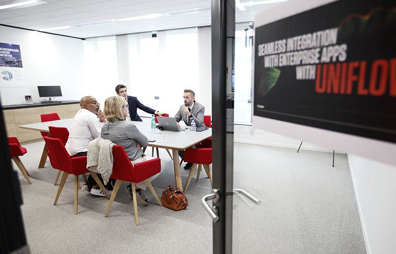 Yohann Jennepin demonstrating the power of the cloud with clients