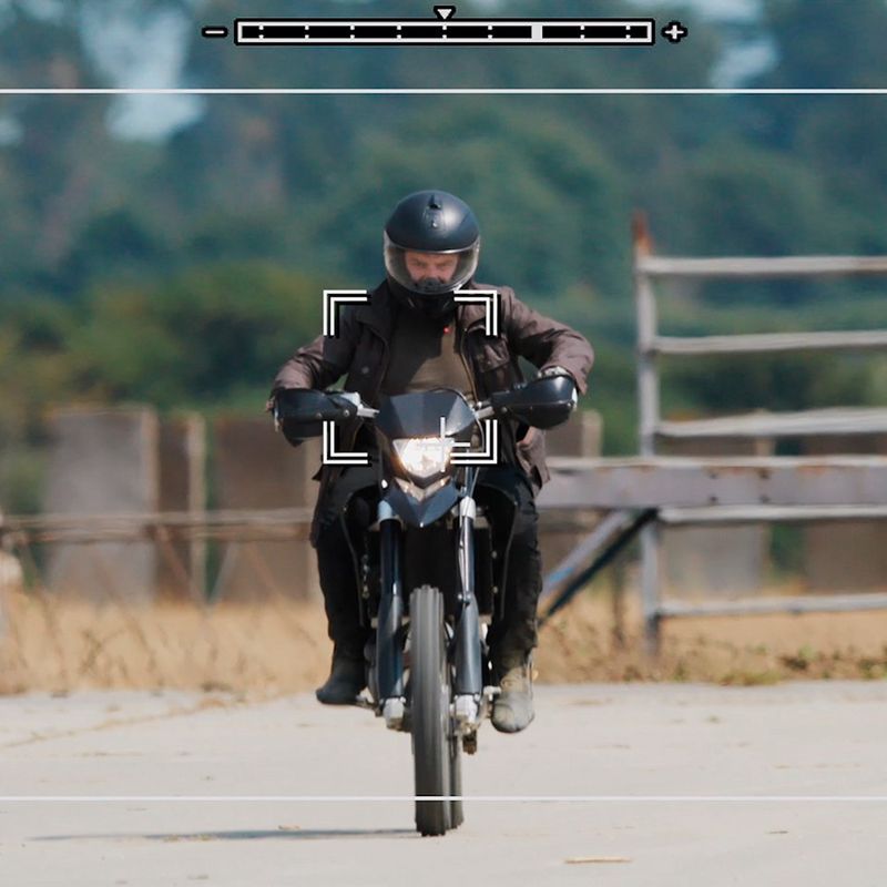 Accurate and reliable autofocus