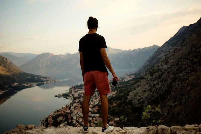 Наръчник за приключения  из Балканите