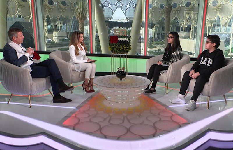 03-eos-4000d-lifestyle-hattie-newman-04_137907559561509