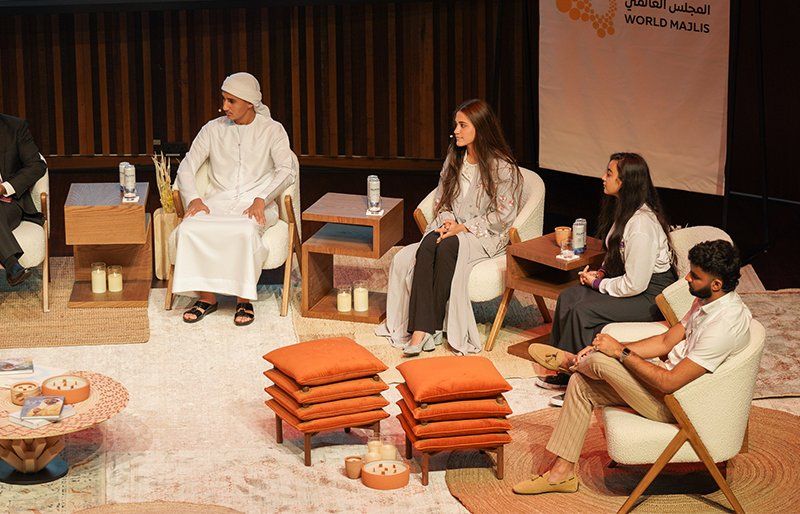 03-eos-4000d-lifestyle-hattie-newman-04_137907559561509