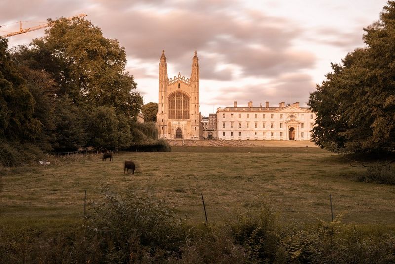 See More with Canon: Discover Cambridge Through Your Lens