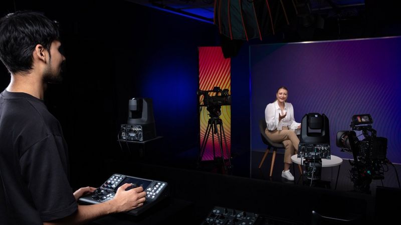 Colour adjustment with automatic precision