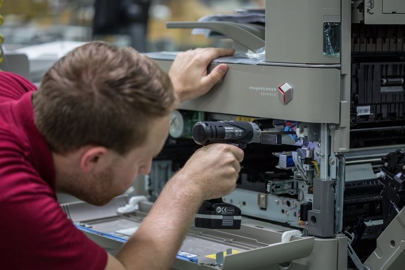 imageRUNNER ADVANCE EQ80: Looking after tomorrow, today