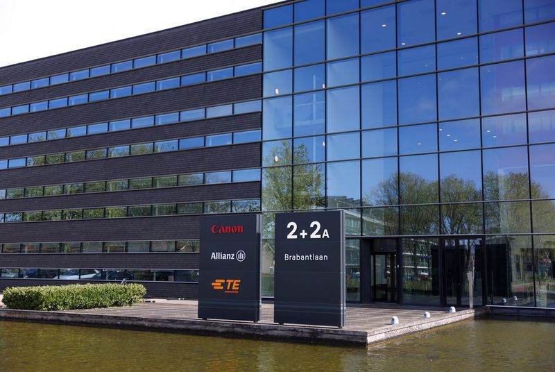 LOCATIE
