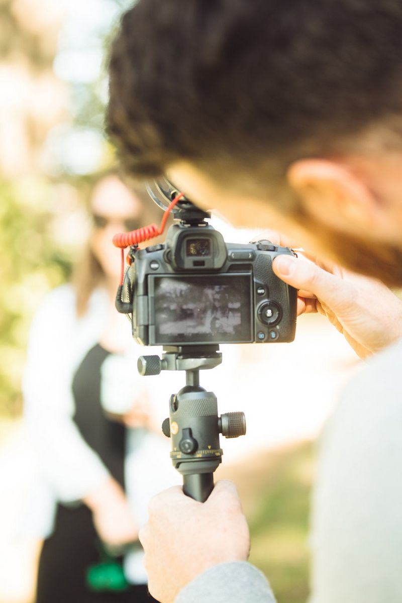Stefan setting up his Canon EOS R to film his wife, Hannah.