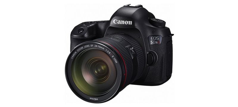 A Canon 5DS R camera with a 24-70mm lens on a white background.