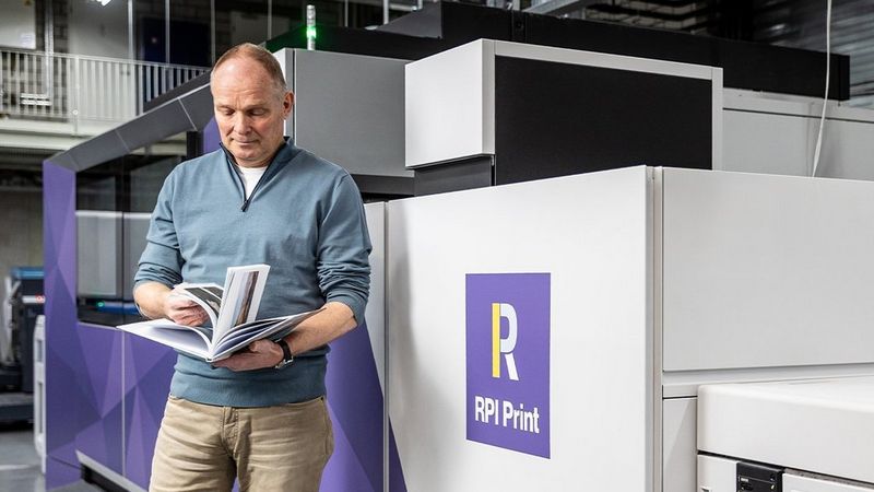 RPI Europe breidt de productie van fotoboeken uit met inkjettechnologie van Canon