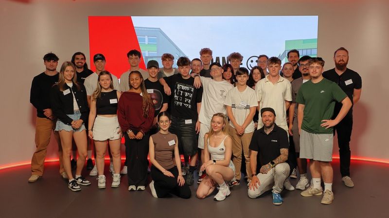 Canon_ Gruppenfoto_169