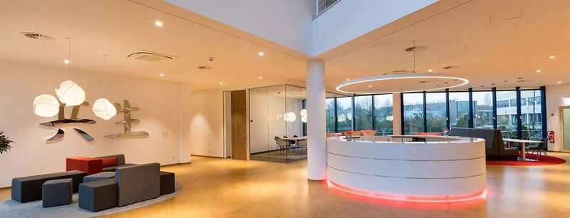 canon_foyer_1440x550