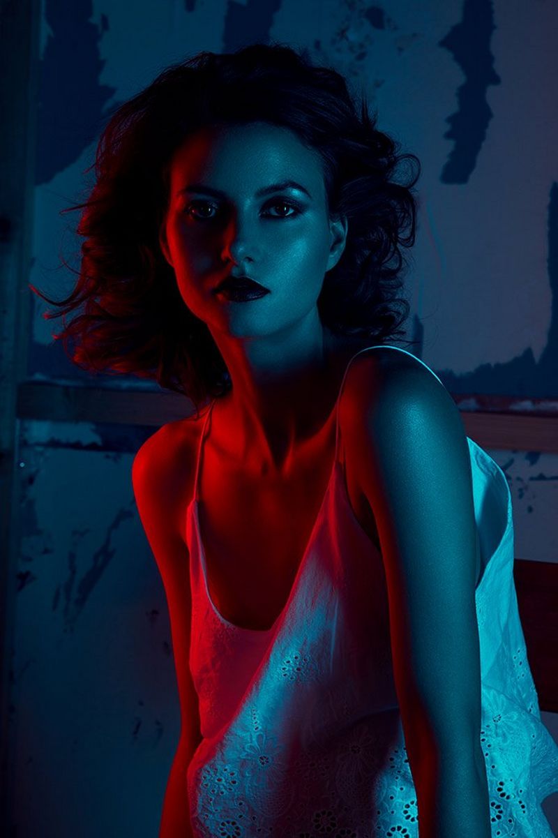 A creative portrait taken with the EOS 5D Mark IV teamed with the new the EF 85mm f/1.4L IS USM.