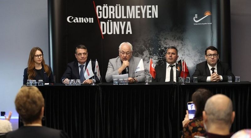 Canon_WorldUnseen (5) Resize Cover Image.jpg