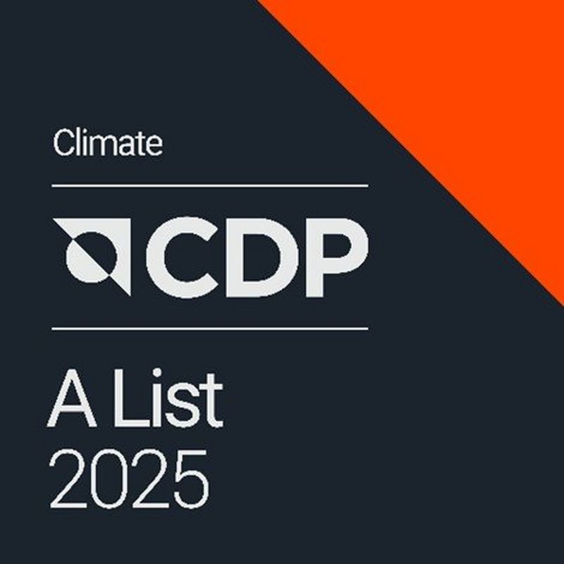 Mēs lepojamies ar to, ka uzņēmums Canon ir iekļauts organizācijas CDP 2025.gada Asarakstā kategorijā “Klimats”. Šī atzinība apliecina mūsu vadošo lomu klimata pārmaiņu un pārskatāmības jomā. Tā ir ceturtā reize, kad Canon ir nopelnījis vietu organizācijas CDP Asarakstā kategorijā “Klimats”, un tā nostiprina mūsu apņemšanos nodrošināt ilgtspējību un samazināt ietekmi uz vidi. CDP ir starptautiska bezpeļņas organizācija, kas darbojas vides jomā un novērtē lielākos uzņēmumus un organizācijas visā pasaulē saistībā ar to centieniem risināt vides problēmas.