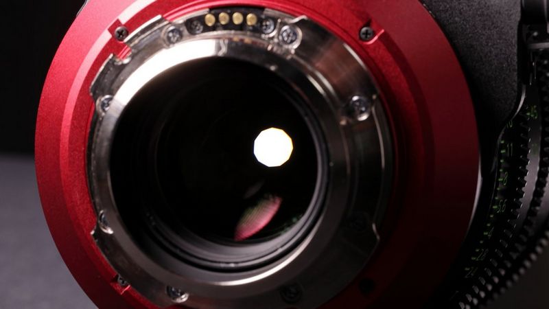 11лепестков диафрагмы для кинематографичного боке