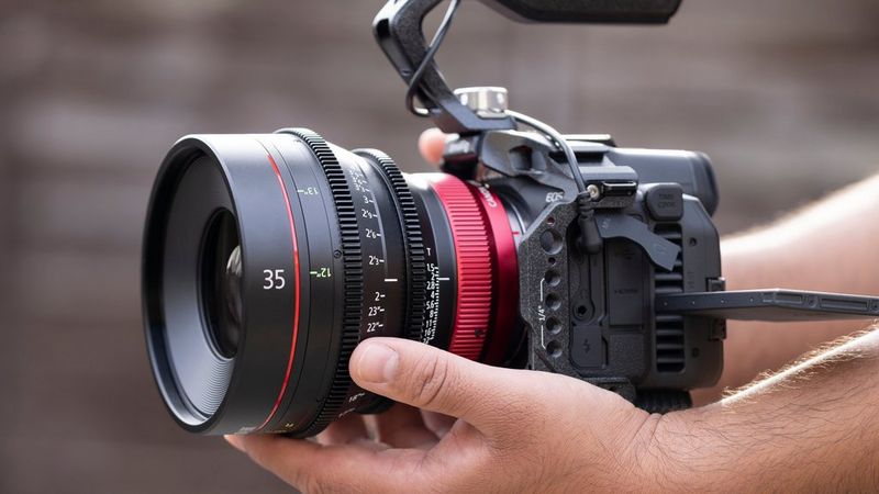 RF Mount cinema lenses for professional productions