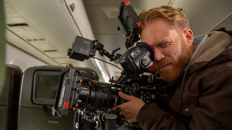 Компактный зум-объектив