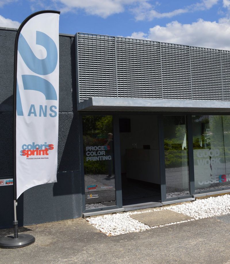 Wide format Arizona 550, ColorWave 650 for posters, Canon imagePRESS for narrow format work.