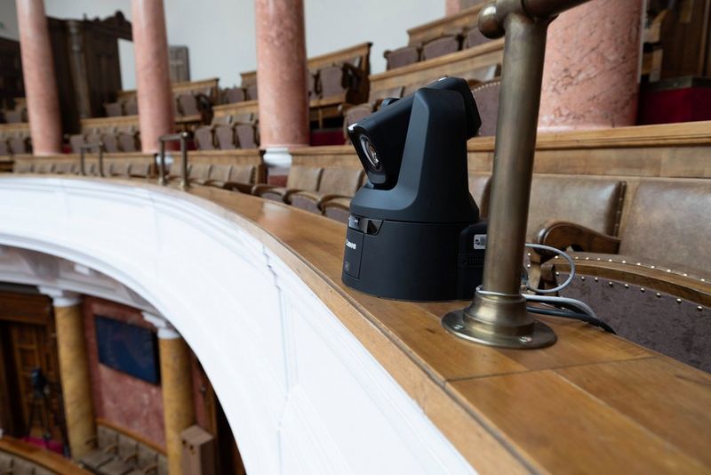 CR-N500 Case Study Serbian Parliament