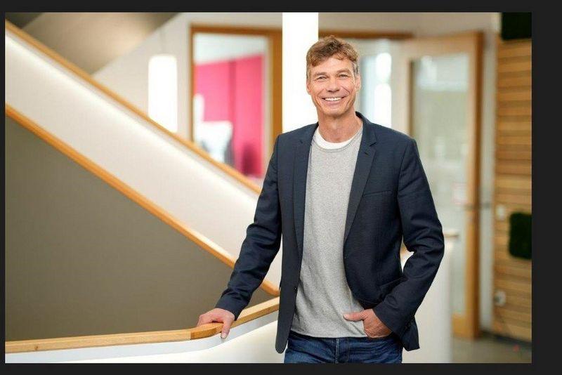  de_insight_report_C_Heitkamp_CEWE_3_2