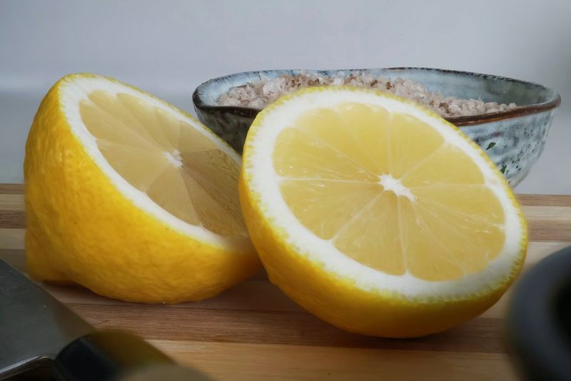 Canon EOS R50 - Depth of Field - Focus Bracketing Entire Image