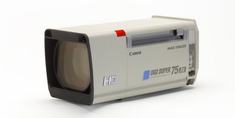 Canon DIGISUPER 75 xs