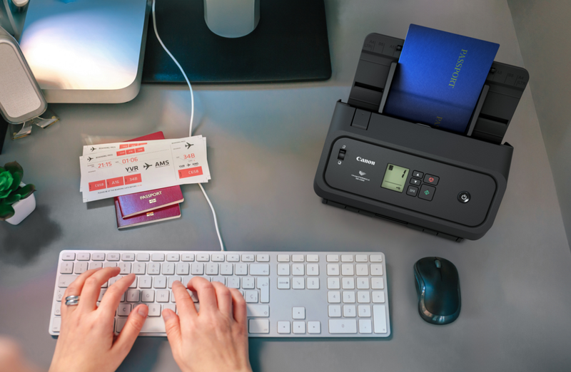 Canon präsentiert die neuen kompakten Dokumentenscanner DR-C350 und DR-C340