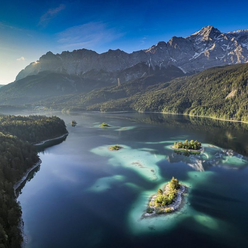 ecom-dep-page-cameras-pro-landscape-banner-v01-800-cs