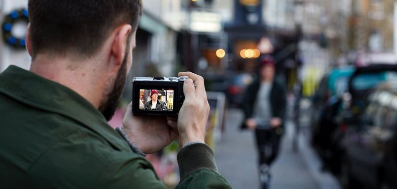 ecom_bfcameras_oct19_lg_v1_rb