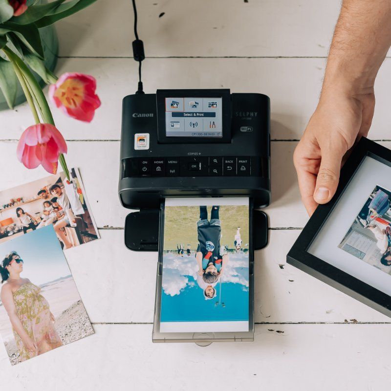 ecom_christmas-gift-guides-2022_budget-gifts_0-hero-image_800_v1