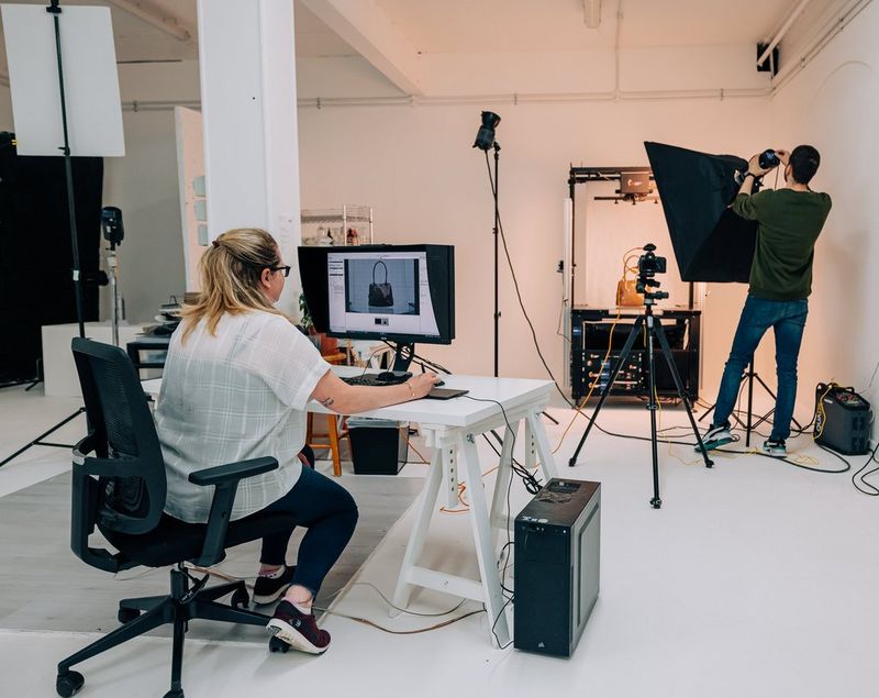 Ontsluit de kracht van het EOS R System voor je organisatie