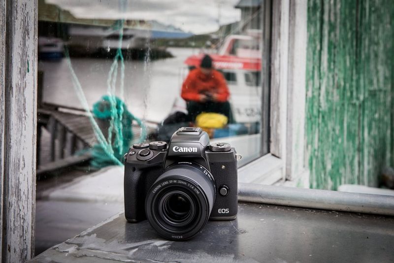 Canon EF-M 32mm f/1.4 STM