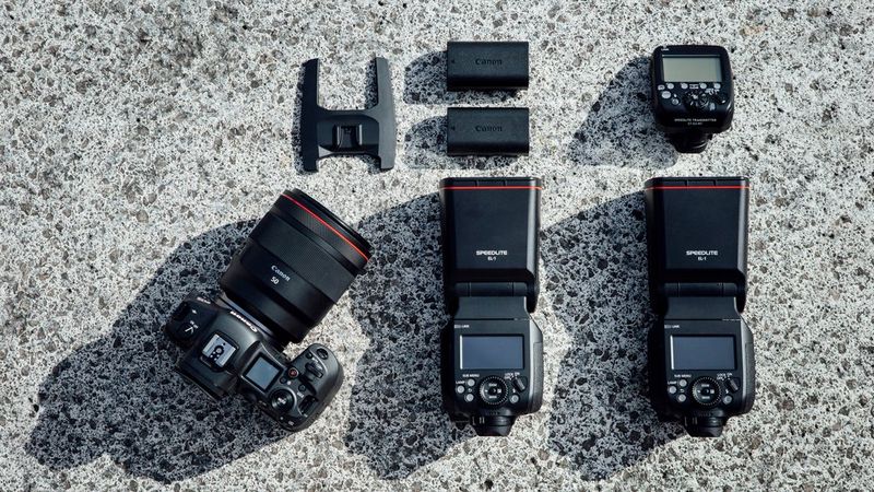 Canon Speedlite Transmitter ST-E3-RT V2 - Canon Central and