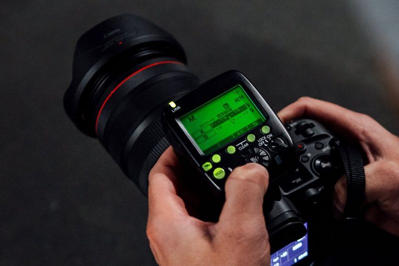 Canon Speedlite Transmitter ST-E3-RT V2 - Canon Central and